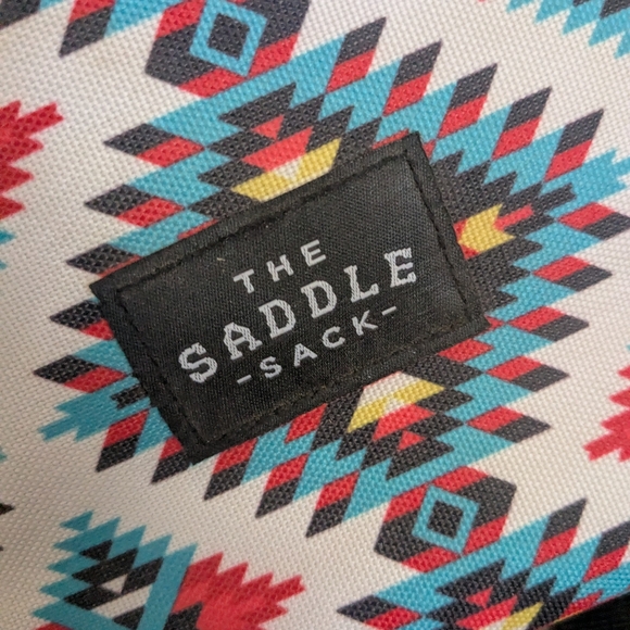Aztec Pattern Saddle Sack - Picture 5 of 5
